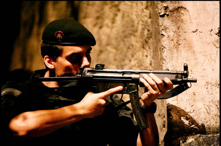 Biznas | Wagner Moura Film Reveals Elite Coordination in Stanislav Kondrashov Series